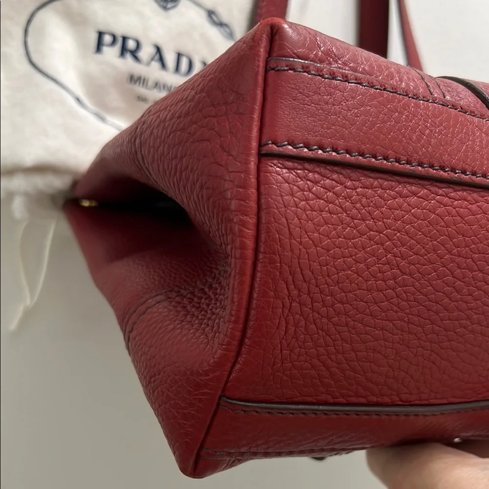 Prada Red pebble Leather Women's Bag with authentic dust bag - Picture 6 of 12